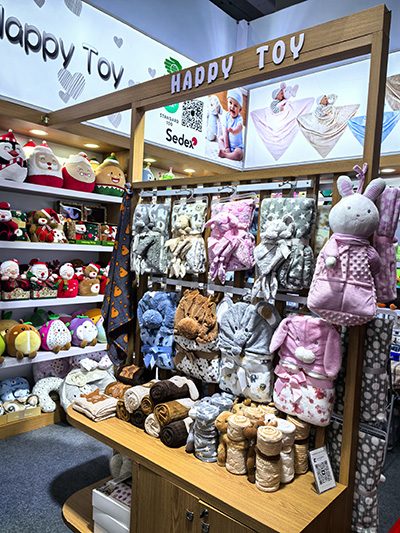 Sample room shelves with plush toy designs, view 5