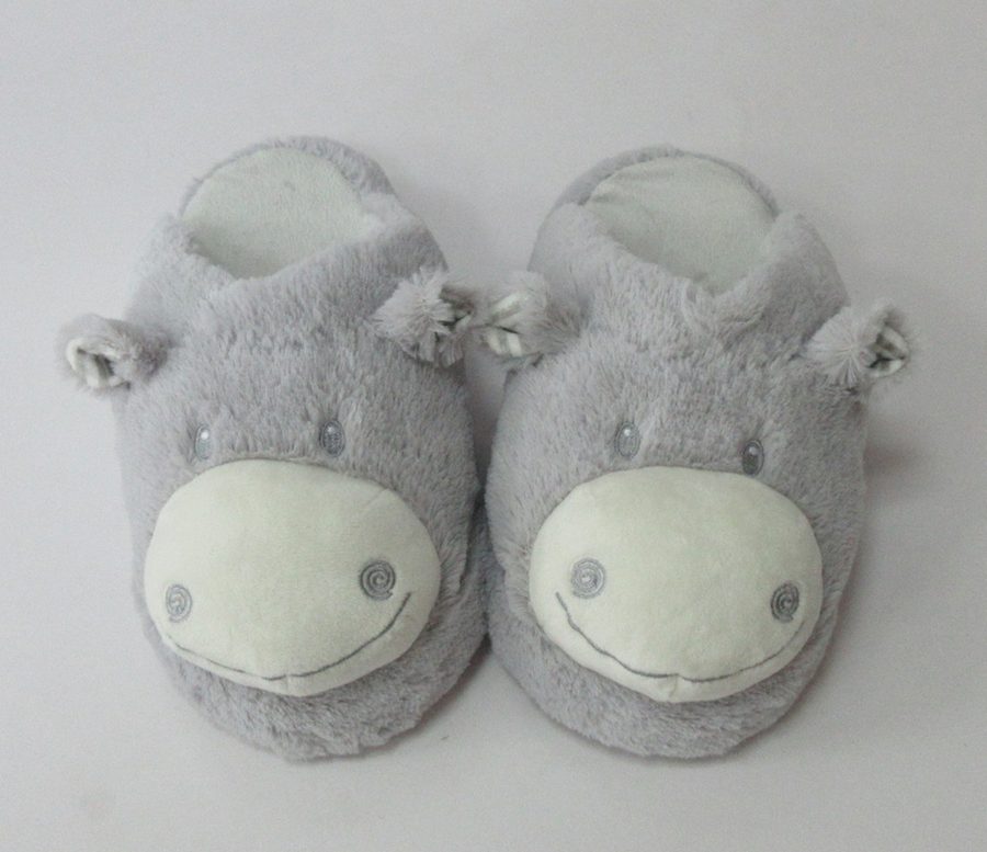 Cosy plush slippers
